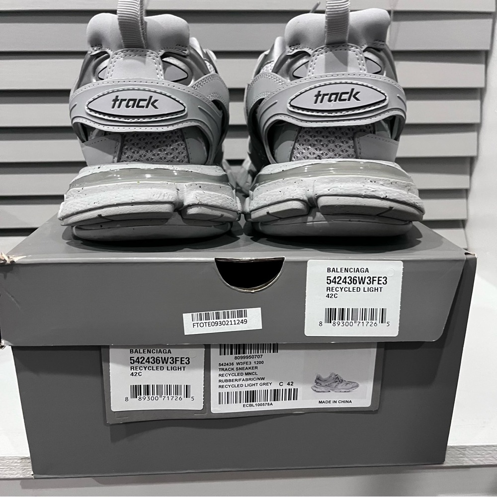 Balenciaga Track Sneaker(Women’s) Light Grey - Picture 6 of 6
